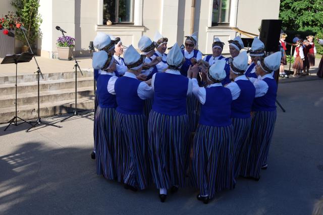 Ābeļzieds_2022